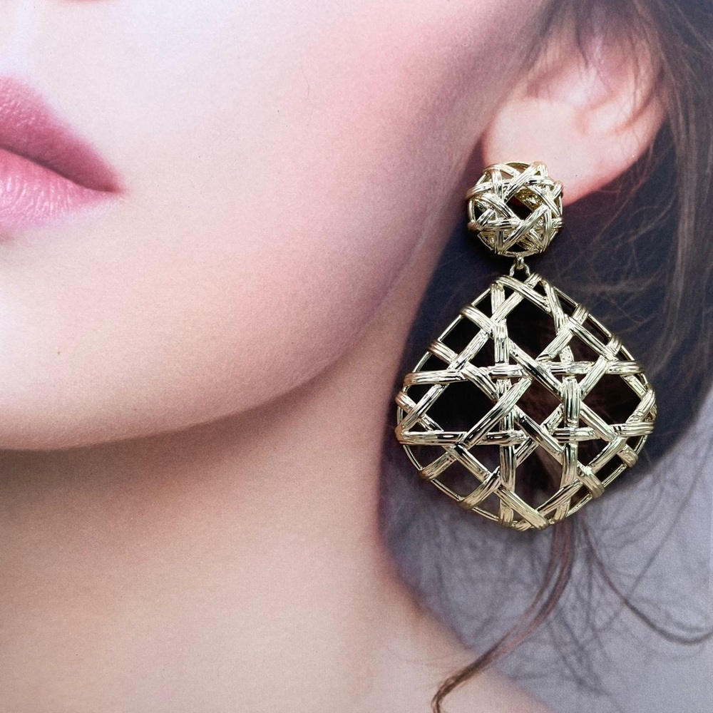 Kendra Scott Natalie Openwork Statement Drop Earr… - image 1